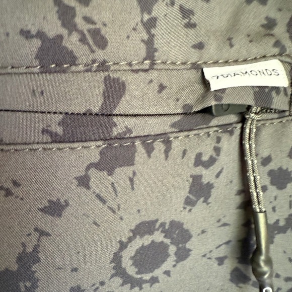 7 Diamonds Core Active Shorts XXL Gray Tie Dye Drawstring Zipper Pockets - Picture 10 of 10